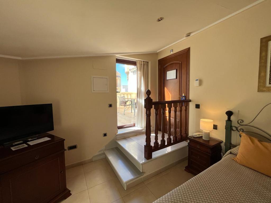 Hotel Kazar Ontinyent Exterior foto